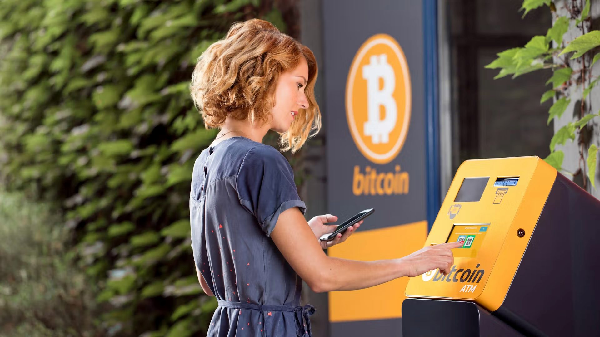 australian watchdog suspends cryptolink forcing 96 atms offline XB3ZrwQl