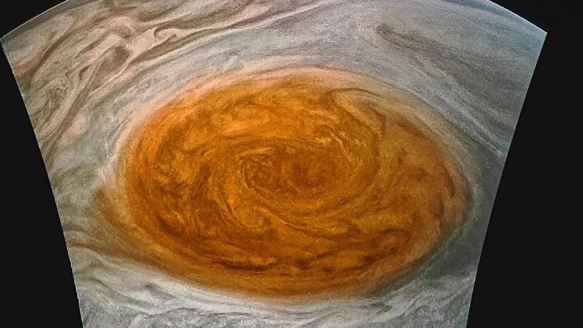 awesome close up shots of jupiters giant red spot gr4QRbJN